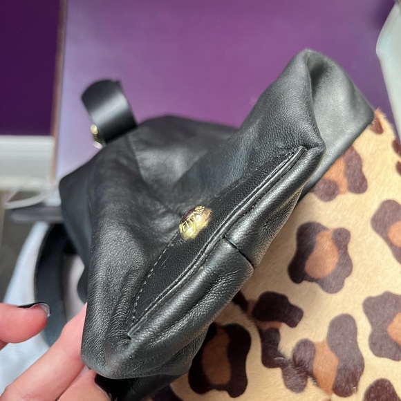 Stuart Weitzman Napa Black Leather/Calfskin leopard print shoulder bag - Picture 8 of 16